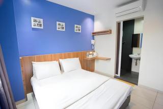 Cappuccino Hotel @ Mount Austin - 2