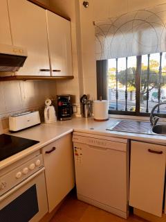 Cozy and inexpensive apartments nearly sea,tennis,bars and other - 7