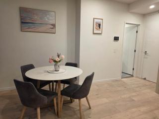 The Park Life West End 2 Bed Retreat - 5