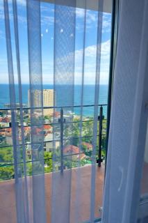 45 Pearl One-Bedroom Apartment with Sea View and Terrace - 3