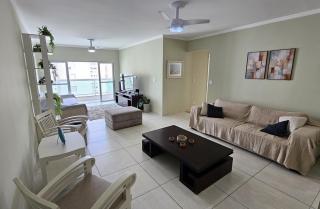 Ap amplo - 50m praia - Pitangueiras - 4