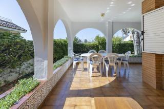 Beachfront Rental Home & Sea Views by Invalencia - 5