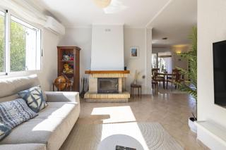 Beachfront Rental Home & Sea Views by Invalencia - 1