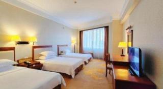 Fangzhong Holiday Hotel - 2