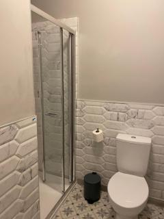 Maloney's The Square Bed & Breakfast - 7