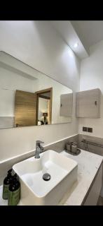 Stylish Apt Near City Center with Pool & Gym - 3