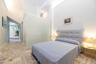 Clero Flat Suite by Invalencia - 1
