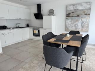 Moderne, helle Wohnung mit großer Terrasse , Bright, modern apartment with large sun terrace - 9