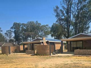 Thaba Tholo Villas - 4