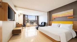 7 Days Premium Xi'an Dayan Tower Xiaozhai Metro Station - 7