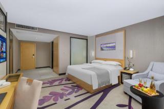 Lavande Hotels Ganzhou Golden Plaza - 2