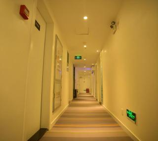 7 Days Inn·Quanzhou Dehua Cidu Avenue - 9