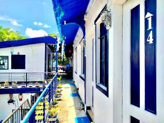 DMI Hotels and Apartments with Newly opened Lava Stone Pool by Reddoorz - 7