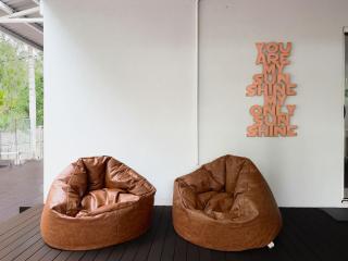 Clifton Beach Family Retreat with Pool - 8