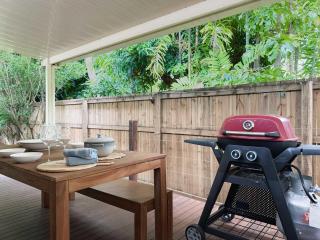 Clifton Beach Family Retreat with Pool - 7