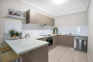 Palm Haven Retreat - 1