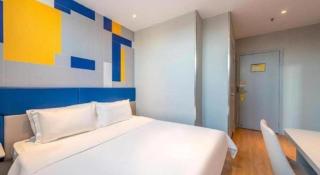 7 Days Inn Guangzhou Xinshi Baixin Plaza - 3