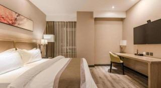 Jinjiang Metropolo Hotel Qingdao Xinduxin Capitaland Plaza - 1