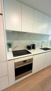 Cozy 2BR, 2bath 2 parking, Pet Friendly, 6 sleep, Woden , - 3