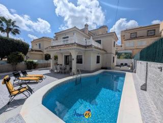 El Galan 4BR Holiday Villa with Private Pool EG33 - 0