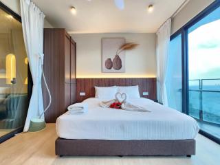 Almas Designer Suites Puteri Harbour by NEO - 1