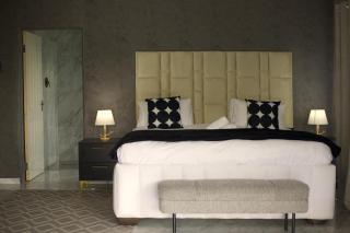 Siyabonga Boutique Lodge - 1