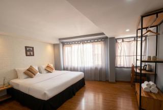 Nyadha House Bed & Breakfast - 8