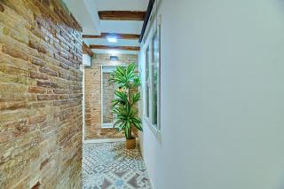 Tree Plaza B Suite with terrace by Invalencia - 2