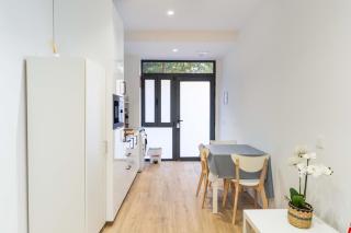 Sant Jordi 1 Stylish Studio by Invalencia - 4