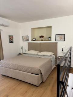 Sicily Loft Living 3 - 5