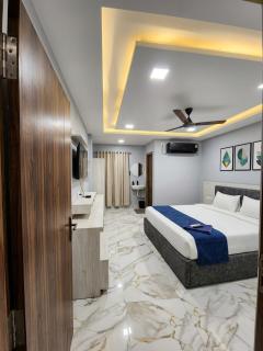 Hotel HiCity Comfort Near DLF Cyber City & AIG Hospital - 3