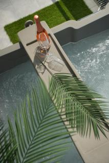 Salt Hill Premium Apartments - 1