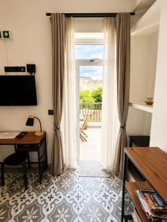 Iris -Paola Modern Townhouse - 7