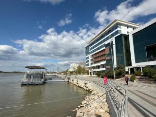 Hotel Delta 4 - 5