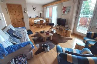 Spacious Apartment in Lens with Mountain View - 9