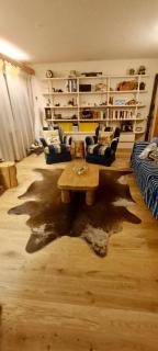 Spacious Apartment in Lens with Mountain View - 4