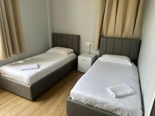 Auto Tana Guest House - Tirana - 1