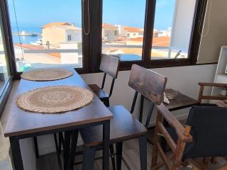 Aegina Downtown Apartments 2 - 6