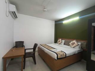 Hotel O Vineet Khand Gomti Nagar Formally Raas Inn - 8