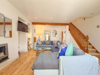 The Burrows - 3 Bedroom Holiday Home - Tenby - 2