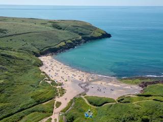 Indigo Blue - 2 Bedroom Holiday Home - Manorbier - 7
