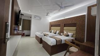 HOTEL Chendura - 4