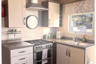 Seaside Escape in Wemyss Bay - 7