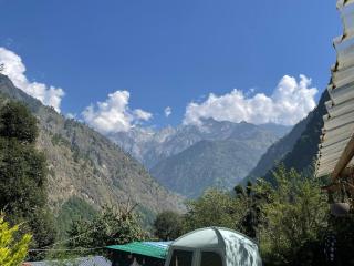 Moonlight Cafeteria- Huts & Camps - 5