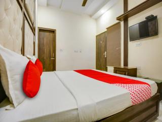 Hotel O Raj Residency Mohali Phase 2 - 4