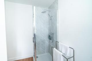 Bridgend 4BR House on Morfa St with Parking - 5