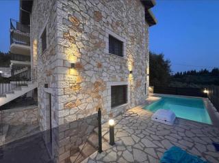 Lambda Luxury Villa 2 - 1