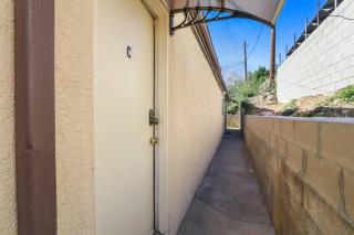 Charming Queen BR1Bath 2PPL/Private Suite - Holiday Home - 7