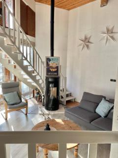 Maison d’archi 80’s avec piscine et toboggan - 9