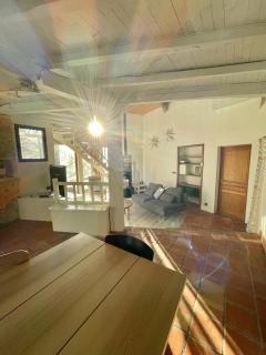 Maison d’archi 80’s avec piscine et toboggan - 5